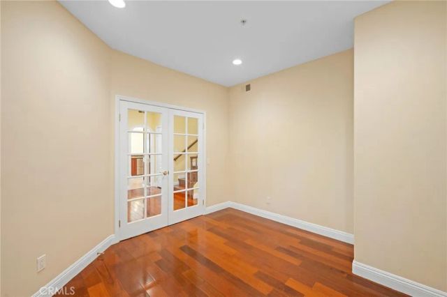 983 Calle Amable, Glendale, CA 91208