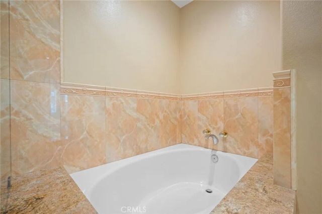 983 Calle Amable, Glendale, CA 91208