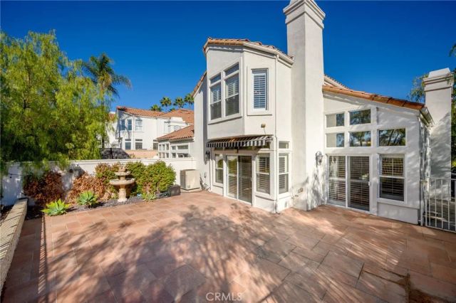 983 Calle Amable, Glendale, CA 91208