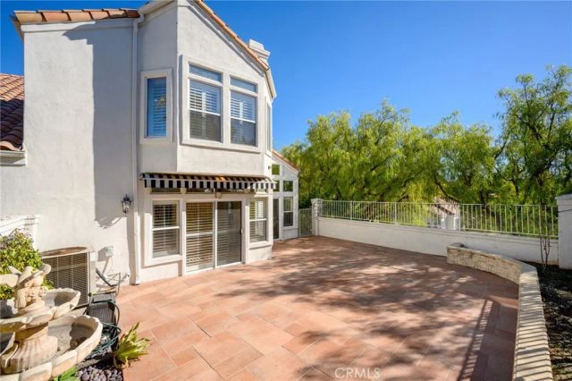 983 Calle Amable, Glendale, CA 91208