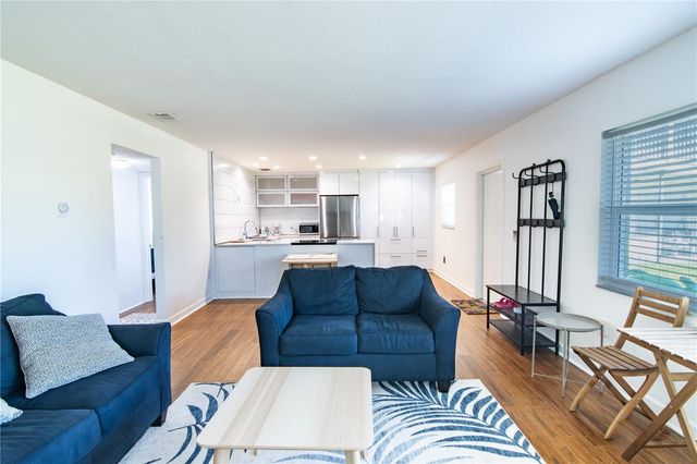 4050 4TH STREET N 116, St Petersburg, FL 33703