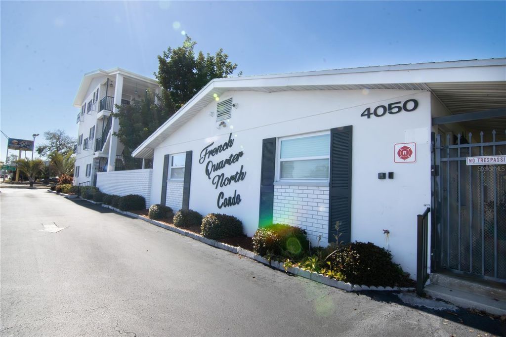 4050 4TH STREET N 116, St Petersburg, FL 33703
