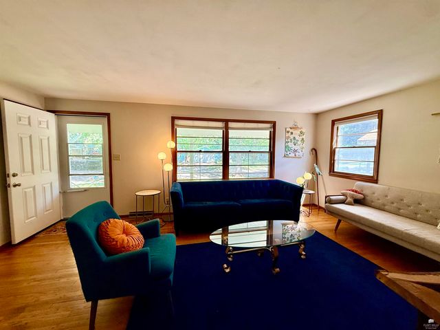 809 Goodrich Drive, Manhattan, KS 66502
