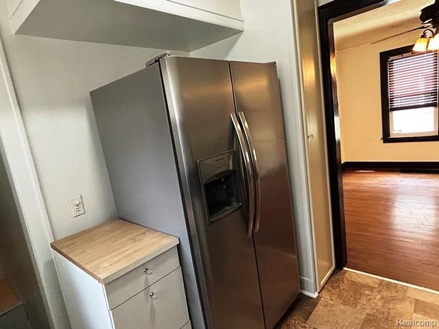 817 N DORCHESTER Avenue, Royal Oak, MI 48067