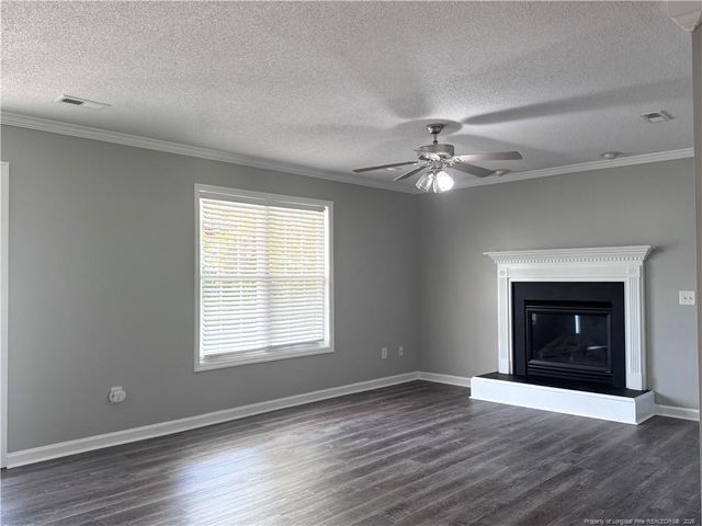 115 Dover Court E, Sanford, NC 27332