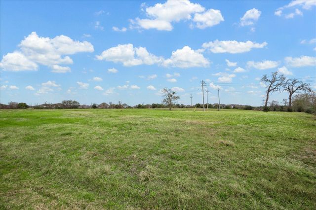 19411 Old Galveston Road, Webster, TX 77598