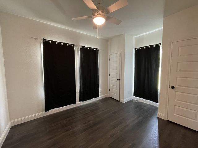1302 E Humbolt Street, Fort Worth, TX 76104