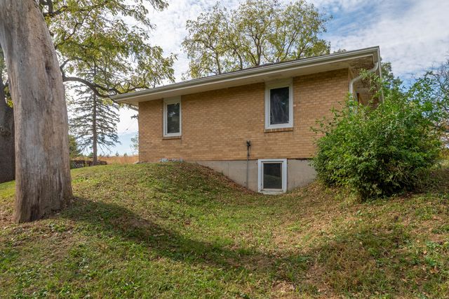 1785 W Pines Road, Oregon, IL 61061