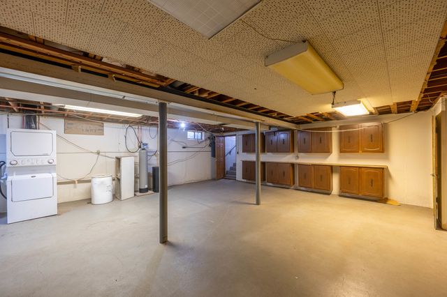 1785 W Pines Road, Oregon, IL 61061