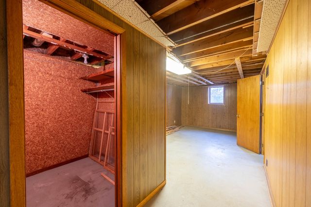 1785 W Pines Road, Oregon, IL 61061