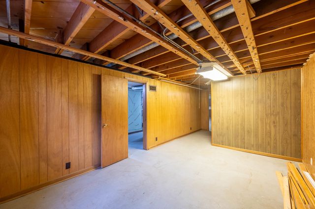 1785 W Pines Road, Oregon, IL 61061