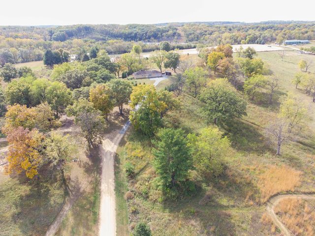 1785 W Pines Road, Oregon, IL 61061