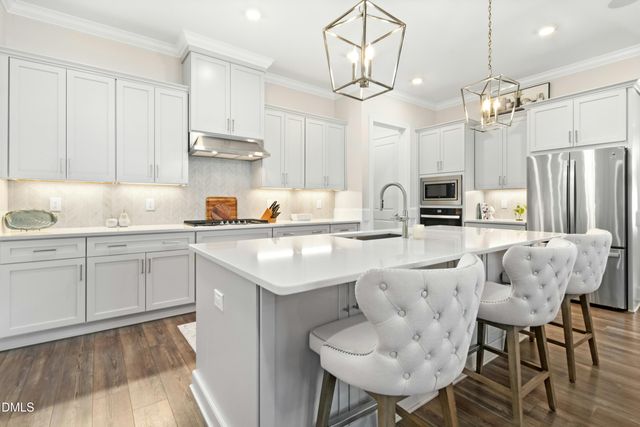 109 Wallington Court, Holly Springs, NC 27540