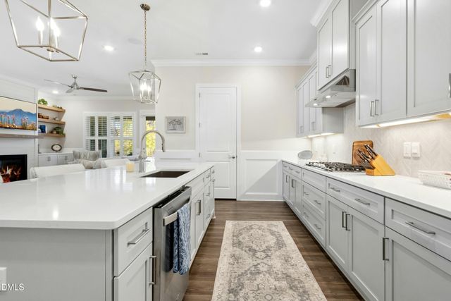 109 Wallington Court, Holly Springs, NC 27540