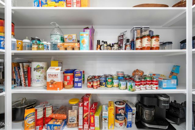 109 Wallington Court, Holly Springs, NC 27540