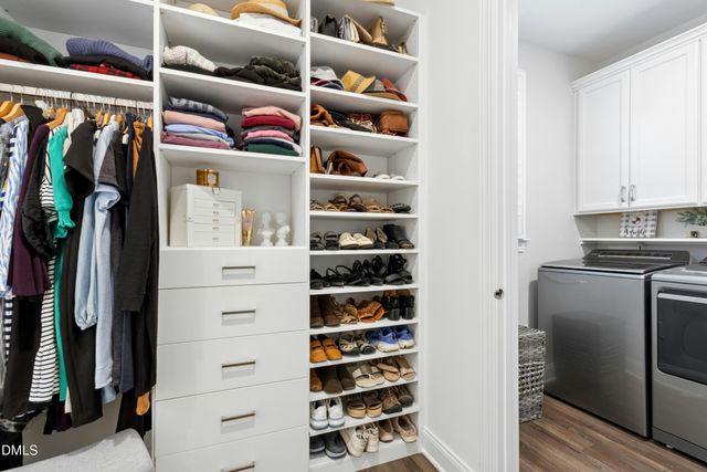 109 Wallington Court, Holly Springs, NC 27540