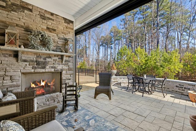 109 Wallington Court, Holly Springs, NC 27540