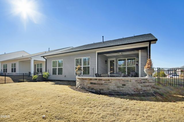 109 Wallington Court, Holly Springs, NC 27540