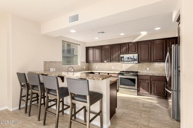 17850 N 68TH Street 2088, Phoenix, AZ 85054