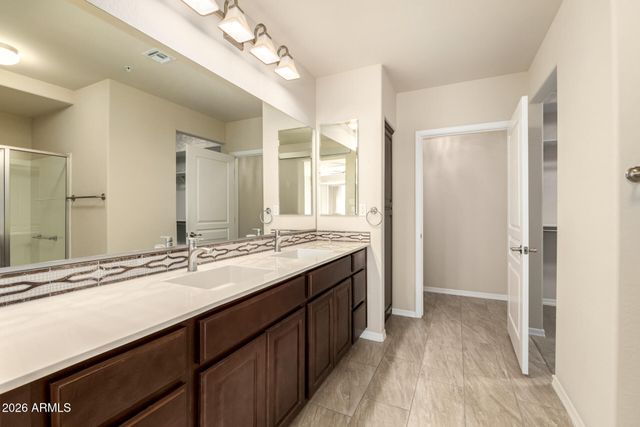 17850 N 68TH Street 2088, Phoenix, AZ 85054