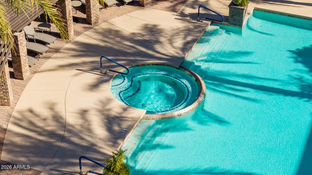 17850 N 68TH Street 2088, Phoenix, AZ 85054