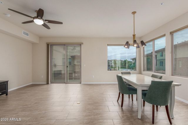 17850 N 68TH Street 2088, Phoenix, AZ 85054