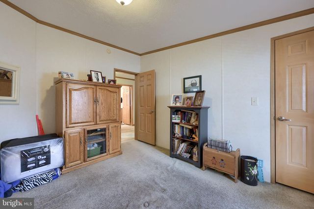 1048 HEMLOCK CIR, Manheim, PA 17545