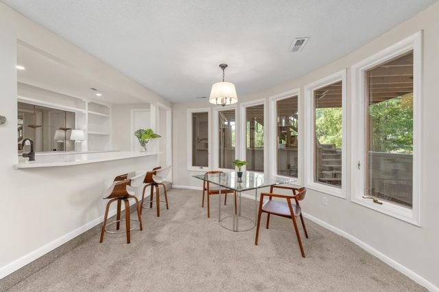 1325 N Covington Cir, Wichita, KS 67212
