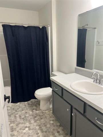 8858 Lapham Drive, Rockford, MI 49341