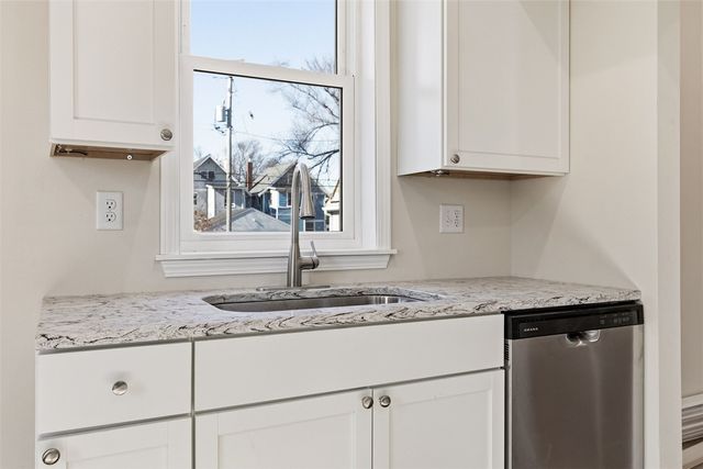 1426 3rd Avenue SE, Cedar Rapids, IA 52403