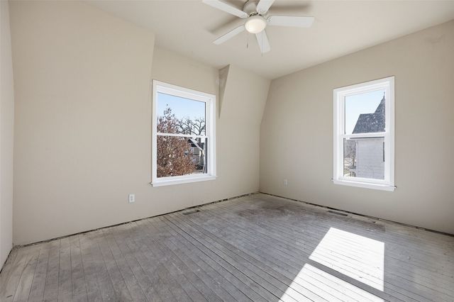 1426 3rd Avenue SE, Cedar Rapids, IA 52403