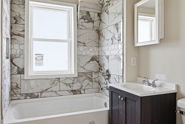 1426 3rd Avenue SE, Cedar Rapids, IA 52403