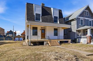 1426 3rd Avenue SE, Cedar Rapids, IA 52403