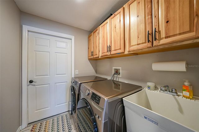 2186 ROSCOE LANE, North Port, FL 34288