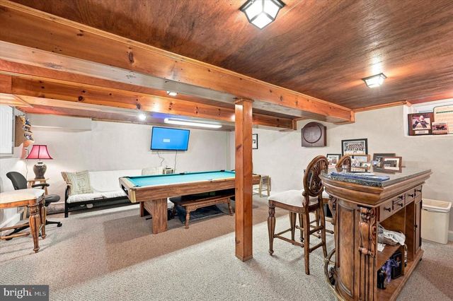 103 LOMBARDY DR, Wallingford, PA 19086