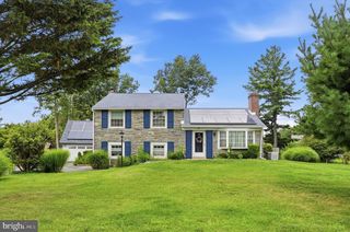 103 LOMBARDY DR, Wallingford, PA 19086