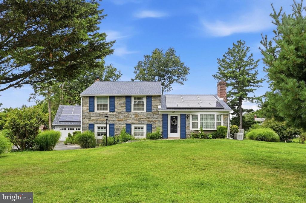 103 LOMBARDY DR, Wallingford, PA 19086