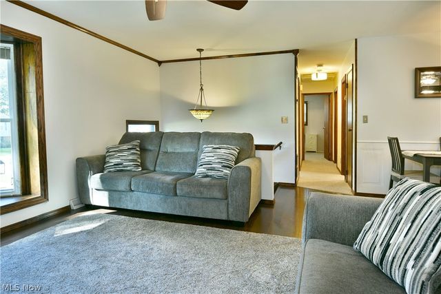 8285 Longview Drive NE, Warren, OH 44484