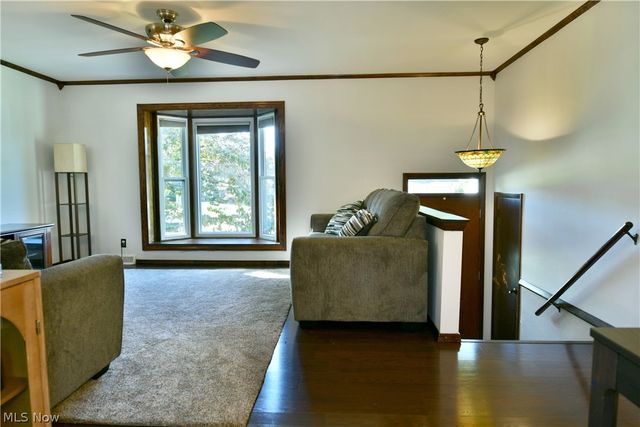 8285 Longview Drive NE, Warren, OH 44484
