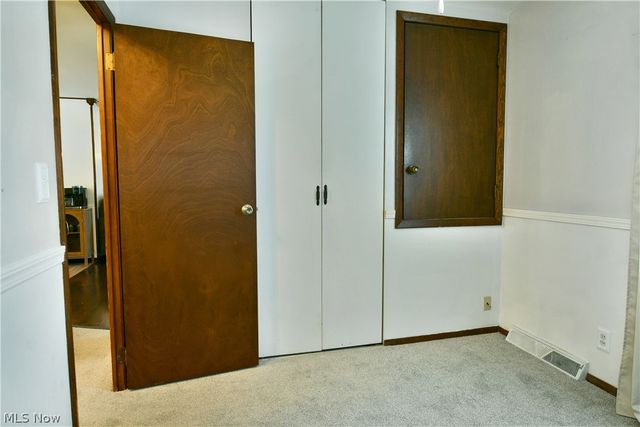 8285 Longview Drive NE, Warren, OH 44484