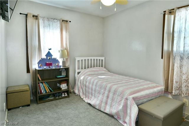 8285 Longview Drive NE, Warren, OH 44484