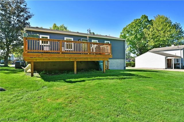 8285 Longview Drive NE, Warren, OH 44484