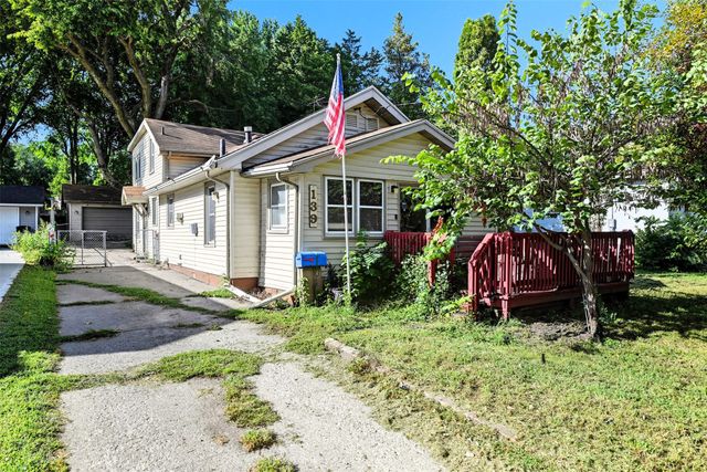 139 E Seneca Avenue, Des Moines, IA 50313
