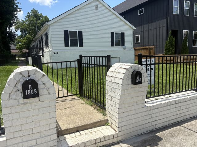 1909 10th Ave, N, Nashville, TN 37208