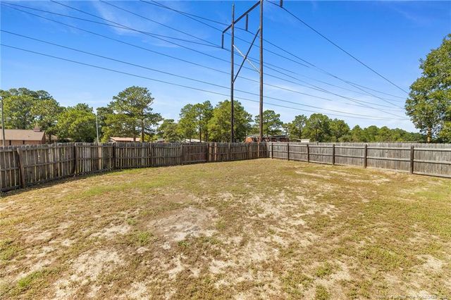 2972 Peacock Street, Hope Mills, NC 28348