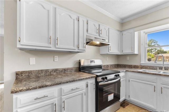 2972 Peacock Street, Hope Mills, NC 28348