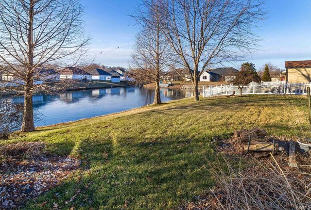 9820 Chatteris Road, Evansville, IN 47725