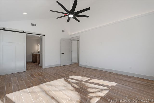 240 E 14th Street, Grove, OK 74344