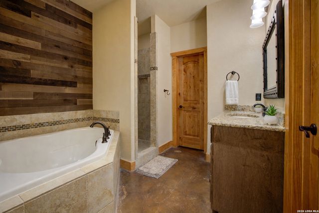 230 Falling Hills, New Braunfels, TX 78132