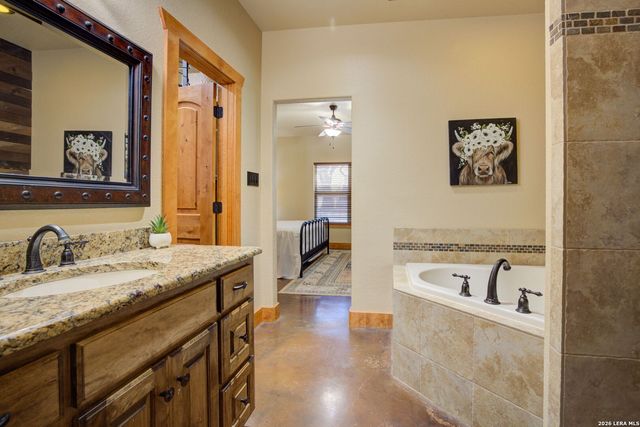 230 Falling Hills, New Braunfels, TX 78132